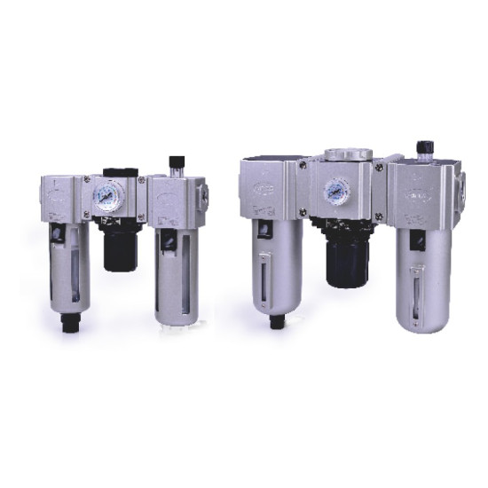 Csat:1/4 " , auto, mérővel, nyomást.: (1,5 -9bar), 5 mikron, ford., olajzóval.