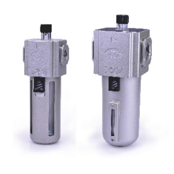 Olajozó - 1/4" méret, 36CC, felfogató elemmel.